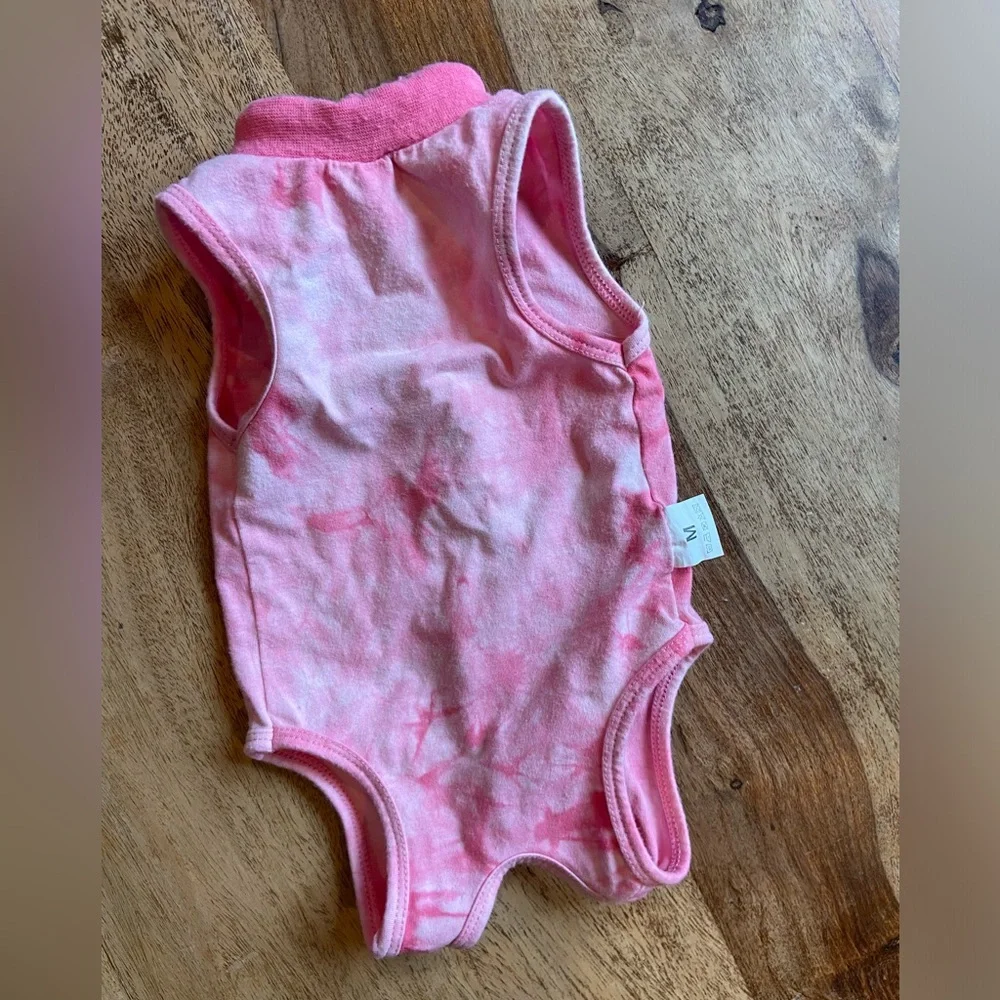 Cat recovery suit After surgery size medium. Used once.